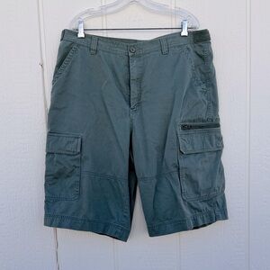 Camel Active Men's Size XXL Green Cargo Shorts Adjustable Waist Multiple Pockets